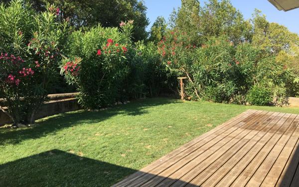 Maison à vendre    4 pièces •  Générac