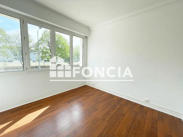 Location Appartement 4 pièces 87.8 m² - 2 RUE DE NANCY Le Havre 76600