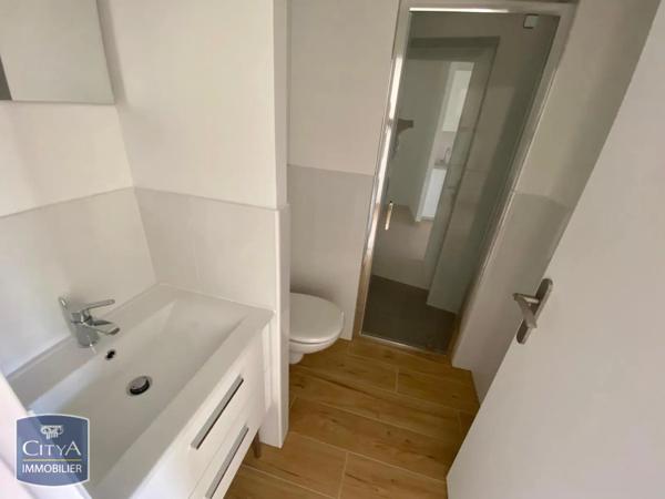 Appartement à louer 1 pièce 21.2m² Toulon (83000)