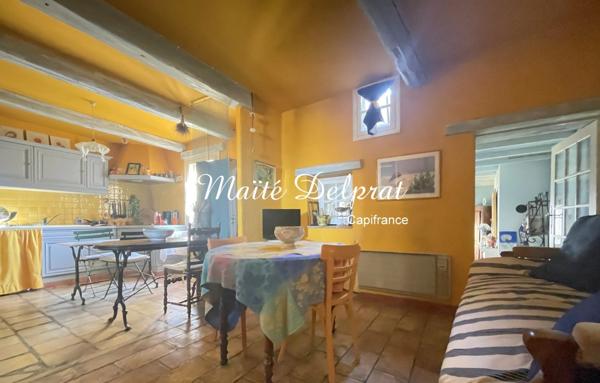 À vendre – Maison de village en pierre, plein centre d’Entraigues-sur-la-Sorgue (84)