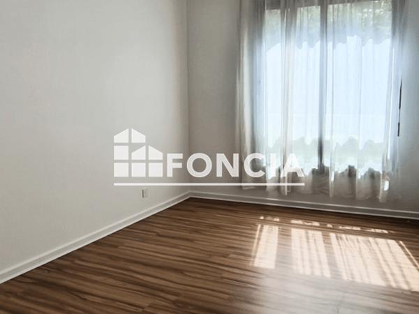 Location Appartement 4 pièces 109.96 m² - 14-16 AVENUE BOFFRAND Nancy 54000