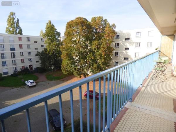 Appartement à vendre à Rennes en Ille-et-Vilaine (35200), ref : 136/5175   
RENNES-FONTENOY