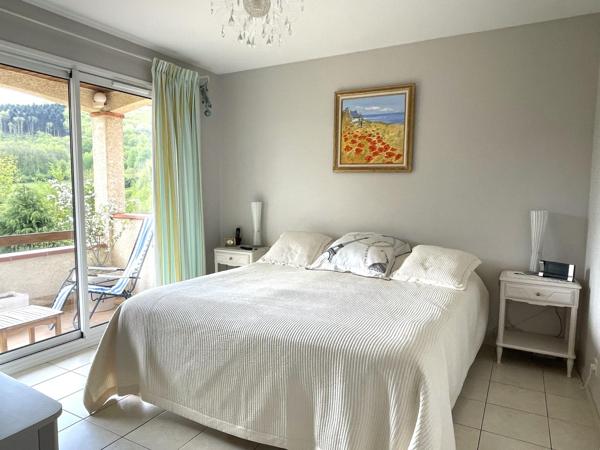 Villa traditionnelle  T5 Superbe vue