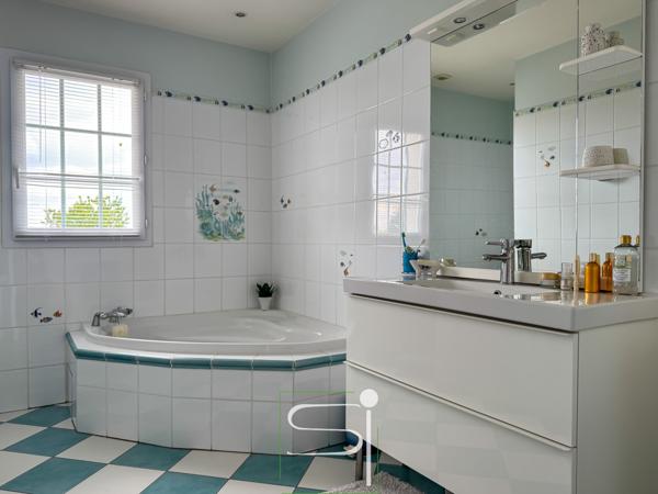 Maison 5 pièce(s) 4 chambre(s) 155 m²