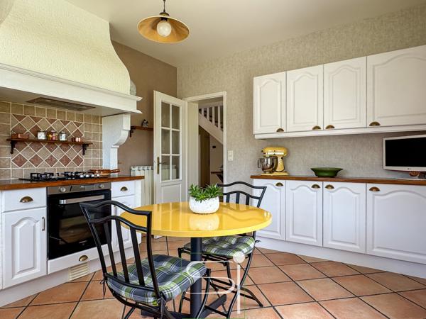 Maison 5 pièce(s) 4 chambre(s) 155 m²