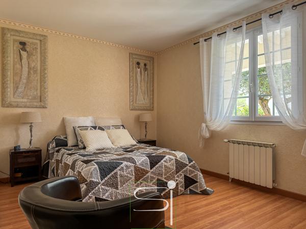 Maison 5 pièce(s) 4 chambre(s) 155 m²