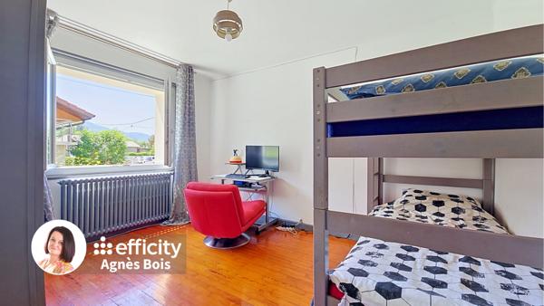 Maison
         4 pièces
        - 106 m² Exclusivité 360 000 € *
