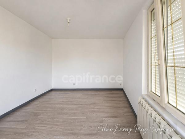 SPÉCIAL INVESTISSEURS 1 maison, 2 appartements, 1 revenu immédiat !