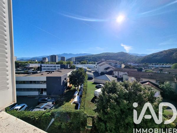 Location appartement 4 pièces 69 m² Le Pont-de-Claix