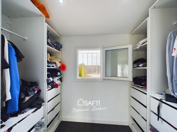 Magnifique Familiale 4 chambres, 1 bureau, piscine et garage !! Proximité Bus et accès rocade