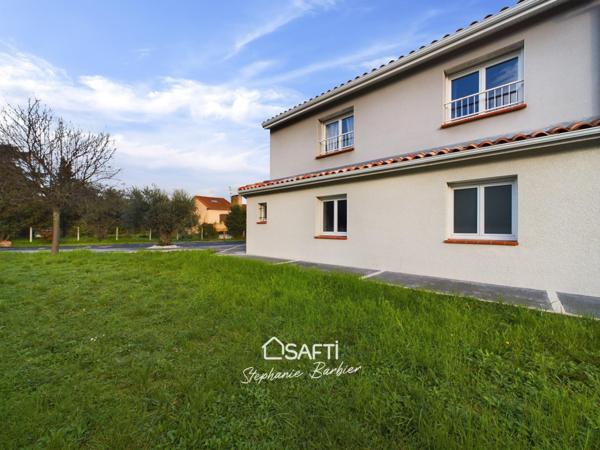 Magnifique Familiale 4 chambres, 1 bureau, piscine et garage !! Proximité Bus et accès rocade