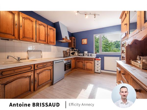 Appartement
         4 pièces
        - 80 m² 335 000 € *