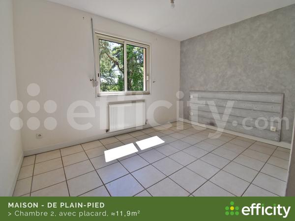 Maison
         6 pièces
        - 132 m² 409 000 € *