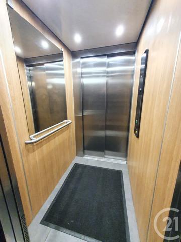 Appartement F3 à vendre  3 pièces - 63 m2 L ISLE ADAM - 95