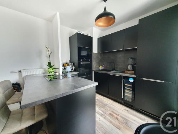 Appartement F3 à vendre  3 pièces - 63 m2 L ISLE ADAM - 95