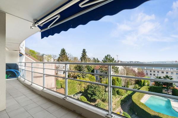 Appartement Saint Germain En Laye 3 pièces -75m² 399 000 € **  - Référence  18315