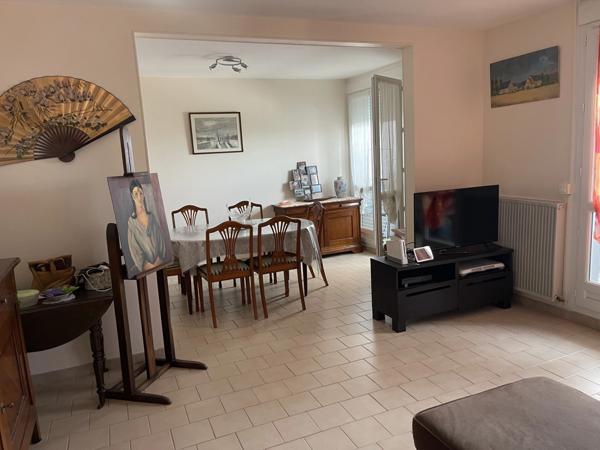 Appartement de 79m2 avec ascenceur à SAINT PIERRE DES CORPS (37) 2 chambres