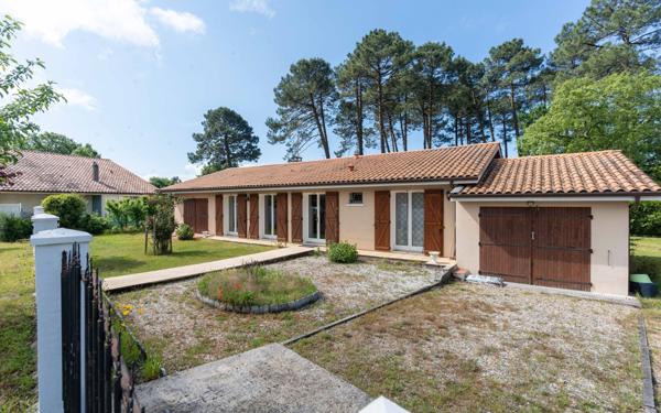 Maison à vendre    4 pièces •  Arès