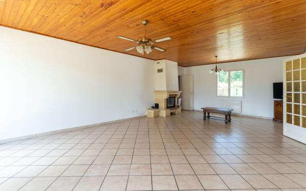 Maison à vendre    4 pièces •  Arès