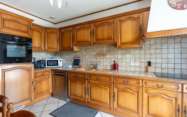 Maison à vendre    4 pièces •  Arès