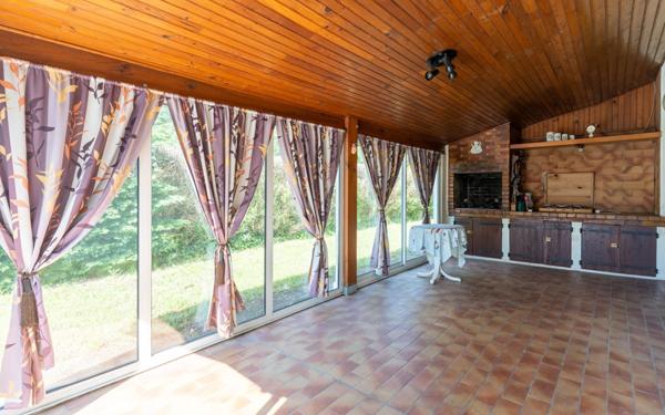 Maison à vendre    4 pièces •  Arès