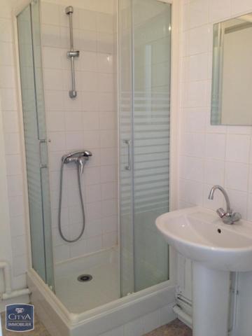 Appartement à louer 4 pièces 67.81m²