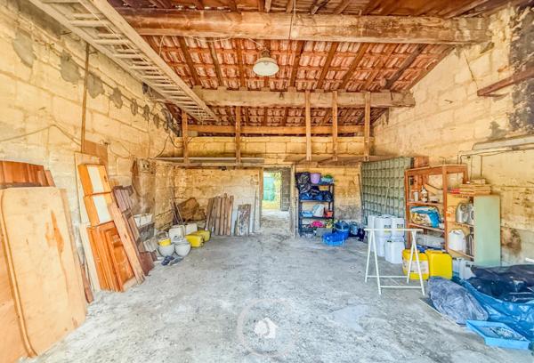 Parempuyre (33290) BÂTISSE PIERRES T6 - GARAGE XL - JARDIN ARBORÉ