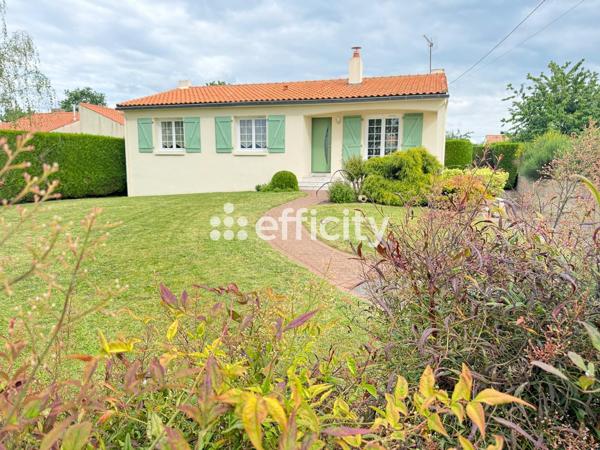 Maison
         5 pièces
        - 103 m²