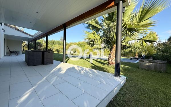 Maison à vendre    5 pièces • 287 m2 Montberon