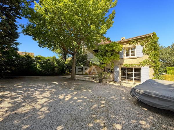 ERA PROVAIX maison Bouc Bel Air 7 pièces 161m2