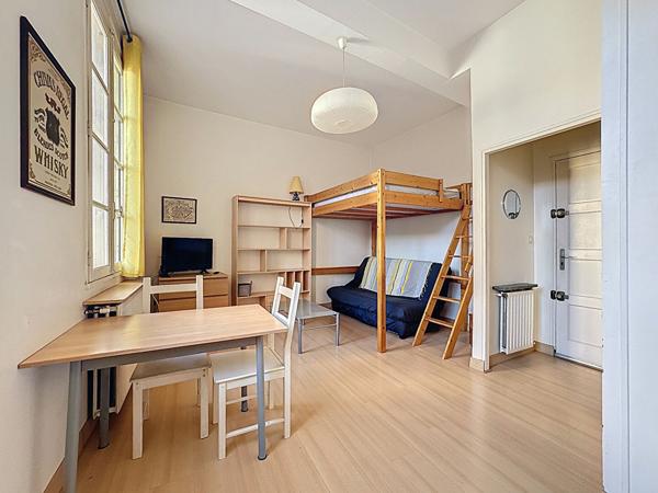 Appartement T1 meublé ? Intra-muros, proche des Halles