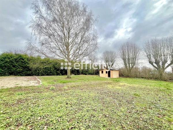Maison
         7 pièces
        - 245 m² Exclusivité 300 000 € *