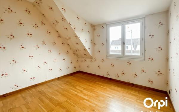 Maison à vendre    6 pièces •  Pontpoint