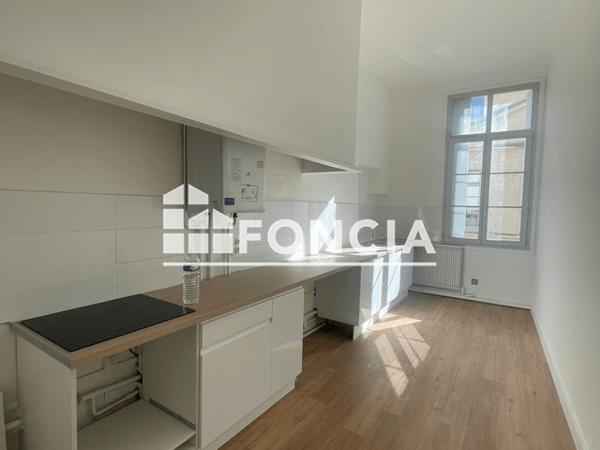 Location Appartement 4 pièces 137.19 m² - 24 RUE DE L'AIGUILLERIE Montpellier 34000
