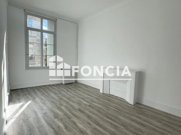 Location Appartement 4 pièces 137.19 m² - 24 RUE DE L'AIGUILLERIE Montpellier 34000