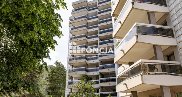 À vendre Appartement 4 pièces 95 m² - Grenoble 38100
