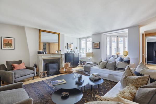 A vendre - appartement - 111 m² - Paris - 75007 - Invalides  - Balcon