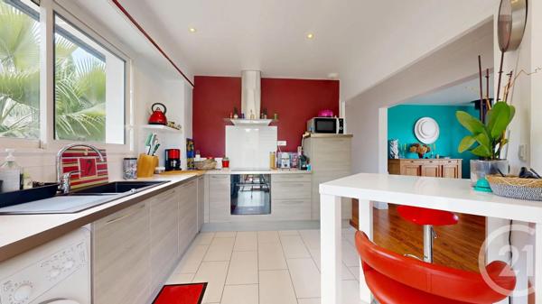 Maison à vendre  6 pièces - 142,21 m 2   ANGLET  - 64