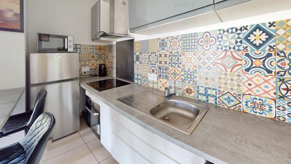 Marseille (13003) APPARTEMENT T2 AVEC TERRASSE