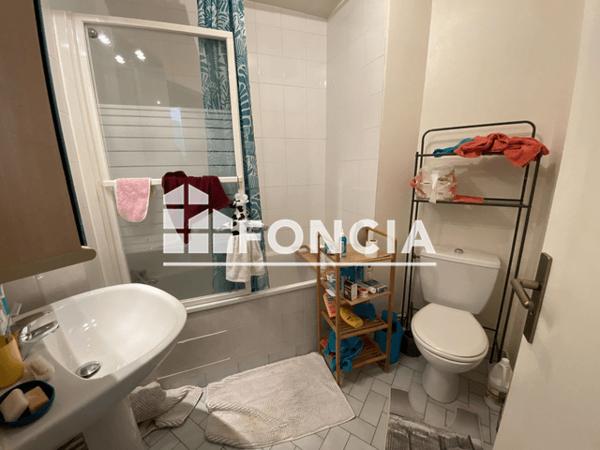 Location Studio 32.49 m² - 13 A 15 RUE LEDRU ROLLIN Tours 37000