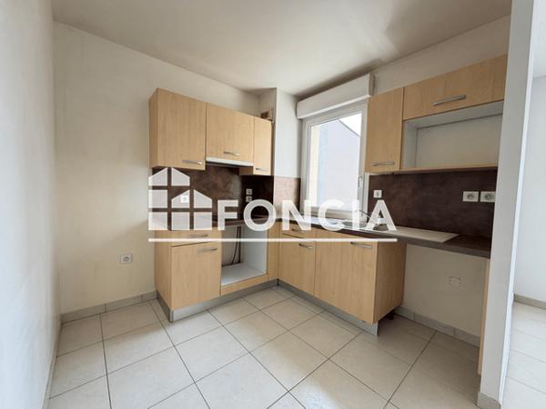 Location Appartement 3 pièces 62.1 m² - 46 AVENUE DE L'EUROPE Le Coudray 28630