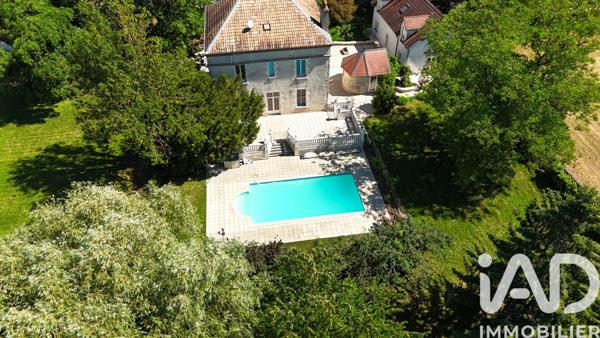 Maison à vendre 10 pièces 285 m² Sornay