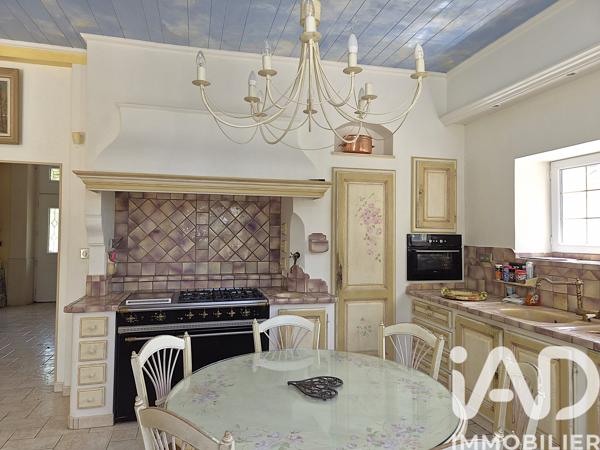 Maison à vendre 10 pièces 285 m² Sornay