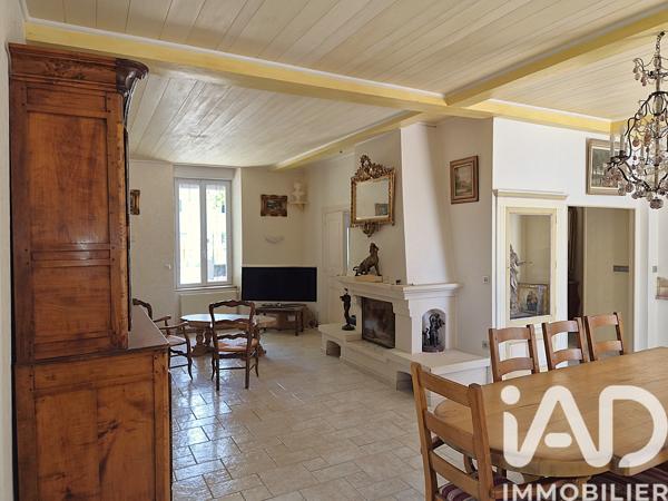 Maison à vendre 10 pièces 285 m² Sornay