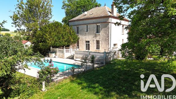 Maison à vendre 10 pièces 285 m² Sornay