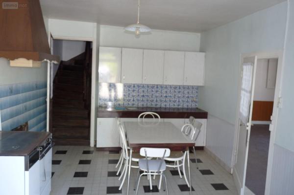 Maison à vendre à Chantrigné en Mayenne (53300), ref : 53075DLS25028