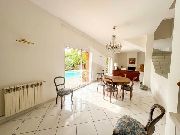 A VENDRE -MAS DE CARACTÈRE À CABESTANY , 330 M² HABITABLE ,PISCINE ET INTIMITÉ ABSOLUE