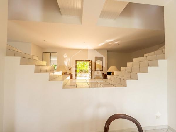 A VENDRE -MAS DE CARACTÈRE À CABESTANY , 330 M² HABITABLE ,PISCINE ET INTIMITÉ ABSOLUE