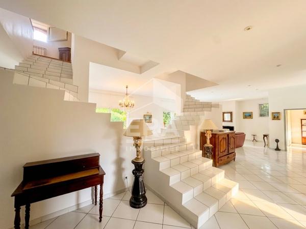 A VENDRE -MAS DE CARACTÈRE À CABESTANY , 330 M² HABITABLE ,PISCINE ET INTIMITÉ ABSOLUE