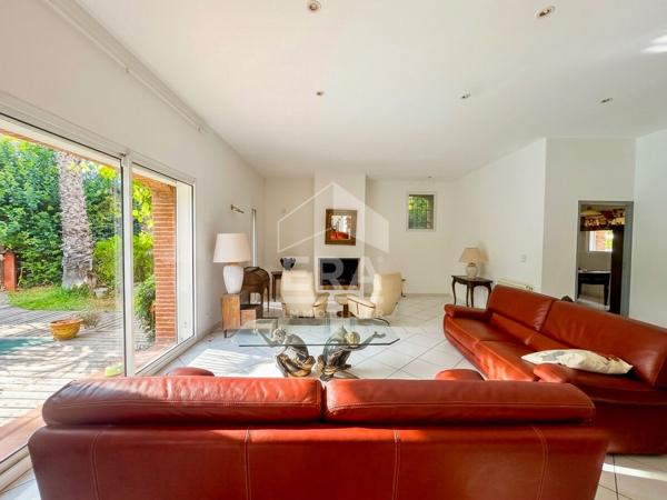 A VENDRE -MAS DE CARACTÈRE À CABESTANY , 330 M² HABITABLE ,PISCINE ET INTIMITÉ ABSOLUE